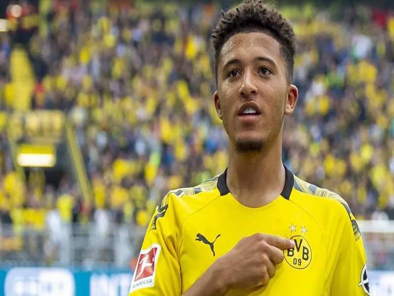 Jadon Sancho sinh ngày 25 tháng 3 năm 2000 tại London, Anh Quốc