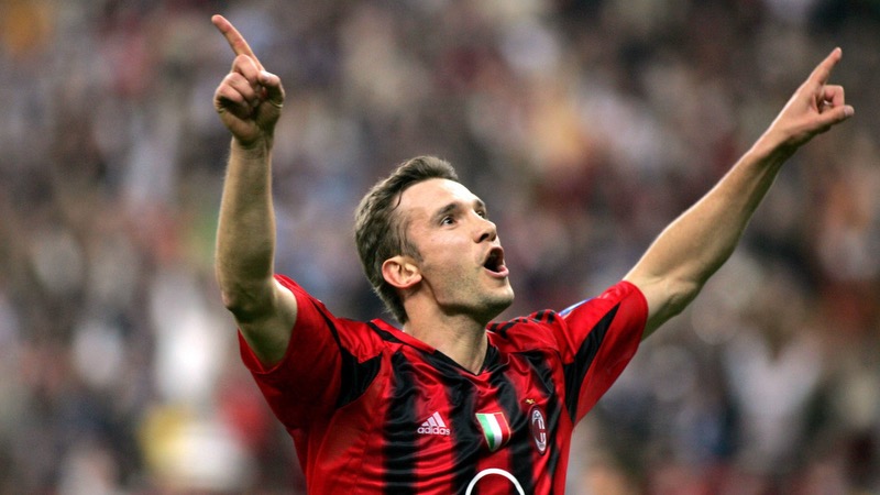Anh đã trở thành huyền thoại tại AC Milan