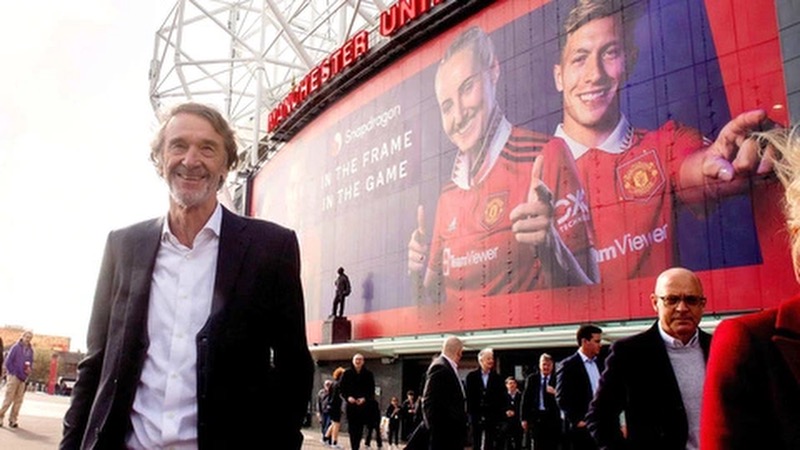 Sir Jim đã có kế hoạch lớn để nâng cấp cho sân vận động Old Trafford