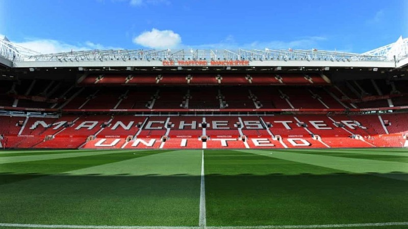 Sân vận động Old Trafford được gọi là Nhà hái của những giấc mơ