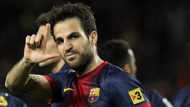 Có lẽ cầu thủ Cesc Fabregas sẽ vĩ đại hơn nếu không có những cái tên vĩ đại khác