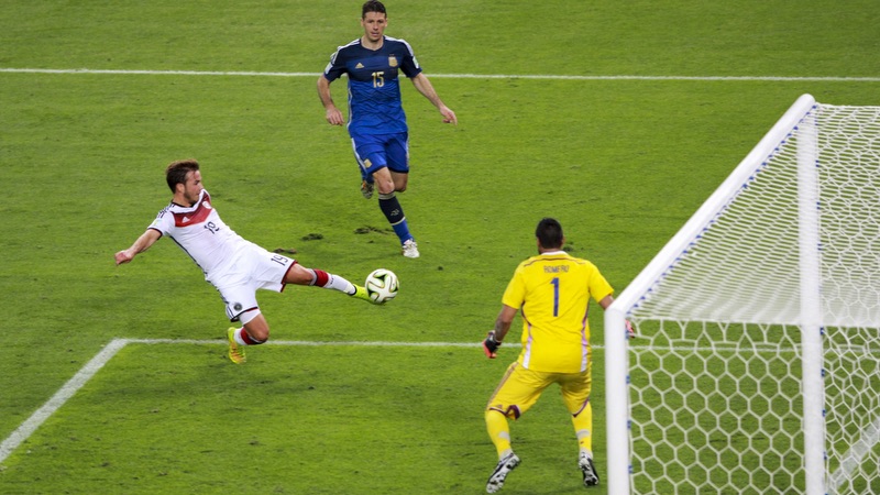 Khoảnh khắc khó quên trong cả sự nghiệp của cầu thủ Mario Gotze